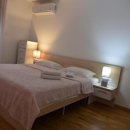 Apartment Lux Fontana Budva Eksteriør billede